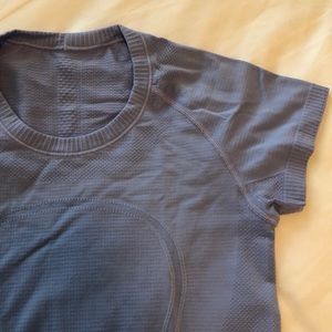 Lululemon Swiftly Tech Short Sleeve Size 6